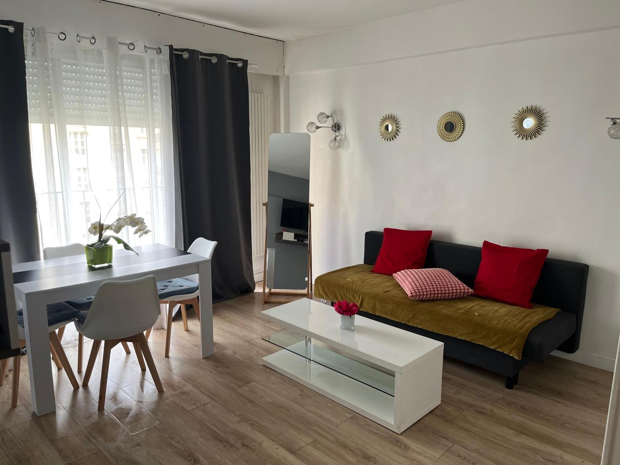 Bel Appartement Proche Tour Eiffel Parigi Esterno foto